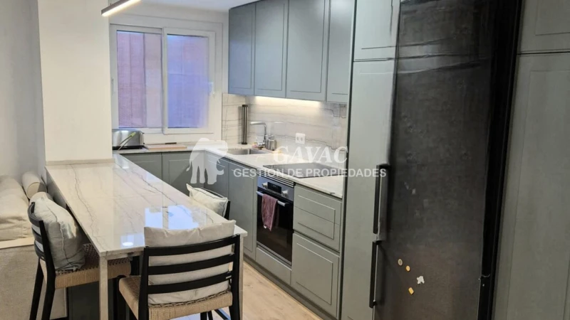 Piso en alquiler en Calle del Cerro Minguete, cerca de Calle de Peña del Cuervo