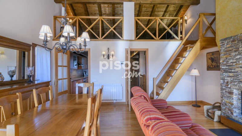 Chalet adosado en venta en Calle Dels Vinyals, Estavar de 520.000 €