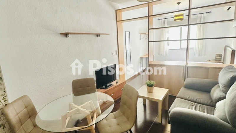 Fotografía del inmueble reportado: 650 €/mes — Granada, Granada