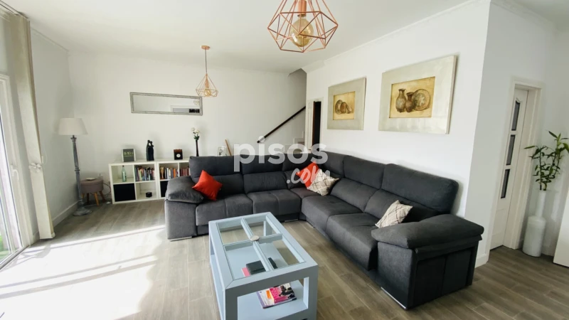 Casa en venta en Calle Atenea, Costa del Silencio-Las Galletas (Arona) de 350.000 €