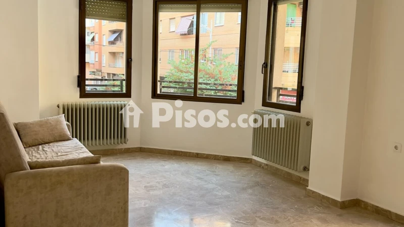 Fotografía del inmueble reportado: 850 €/mes — Albacete, Albacete