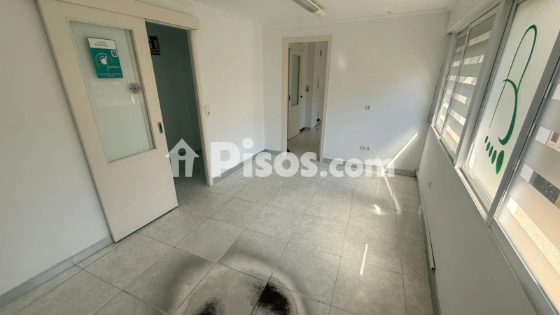 Local comercial en alquiler en Rúa de Nova - Vista 3