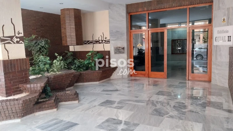 Piso en alquiler en Calle de California, Ciudad Jardín-Tagarete-Zapillo (Almería Capital) de 850 €<span>/mes</span>