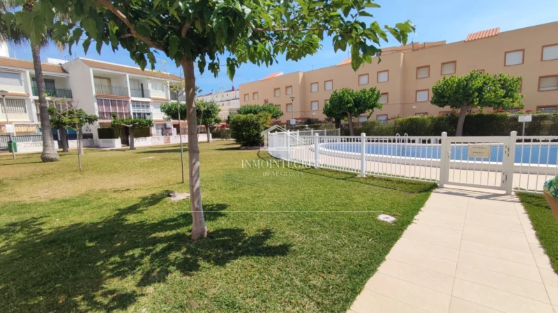 Chalet adosado en venta en Avinguda de Barcelona, 26, Marina d'Or (Orpesa - Oropesa del Mar) de 164.000 €
