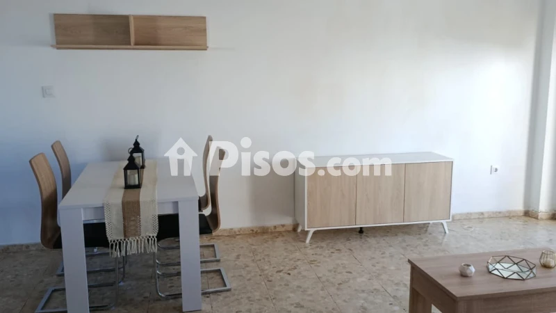 Fotografía del inmueble reportado: 800 €/mes — Valencia, Valencia