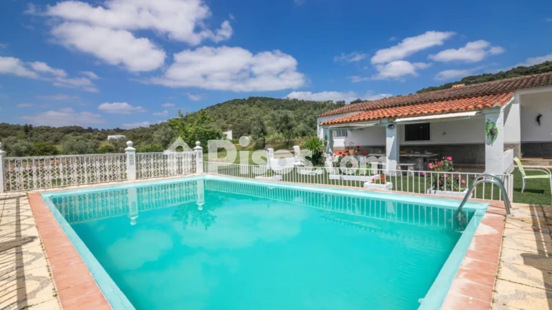 Chalet unifamiliar en venta en Aroche - Vista 3