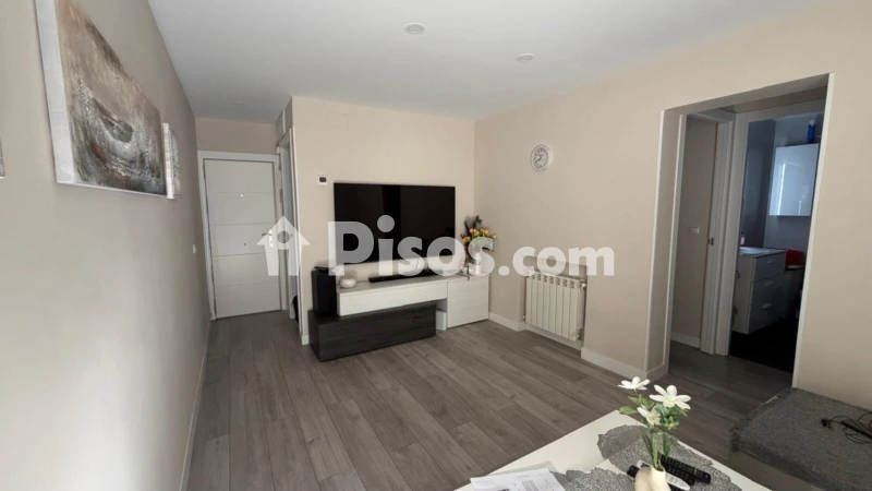 Piso en venta en Calle de Tembleque en Aluche por 310.000