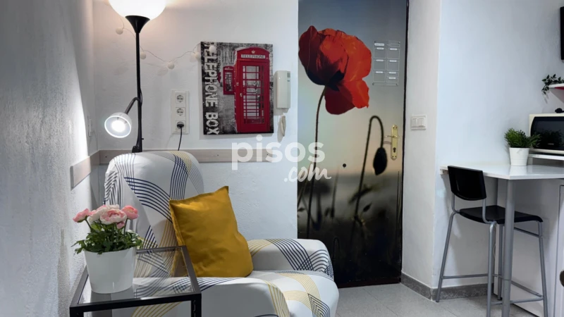 Estudio en alquiler en Calle Parra Alta de Cartuja, San Ildefonso (Hospital Real) (Distrito Beiro. Granada Capital) de 400 €<span>/mes</span>