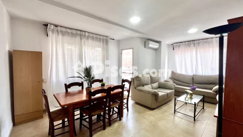 Fotografía del inmueble reportado: 950 €/mes — Almería, Almería
