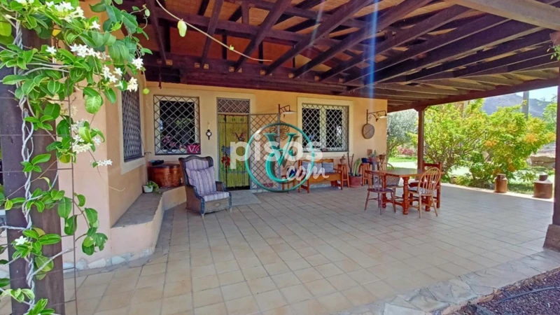 Casa en venta en Calle Elvira, Buzanada-Valle de San Lorenzo-Cabo Blanco (Arona) de 1.100.000 €