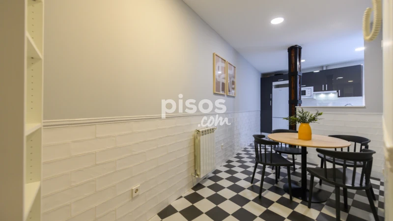 Piso en alquiler en Calle de Ferraz, cerca de Paseo del Pintor Rosales