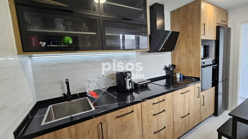 Casa en venta en Calle de Jesús Rincón Jiménez, María Auxiliadora-Barriada de Llera (Badajoz Capital) de 209.000 €