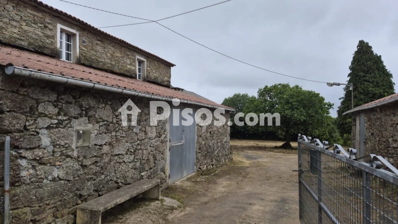 Casa – Sobrado, Terra de Melide