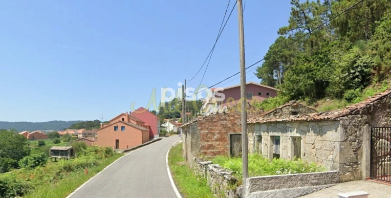 Casa en venta en Calle O Barreiro - San Cosme, Barreiro (Cruceiro de Roo, O), O. Municipio de Outes de 65.000 €