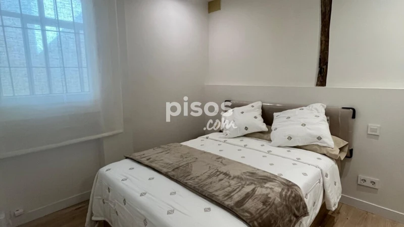 Piso en alquiler en Calle de Morejón