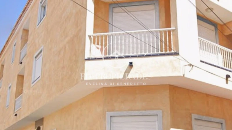 Piso en venta en Avenida Quitero, Guargacho-Guaza-Cho (Arona) de 175.000 €