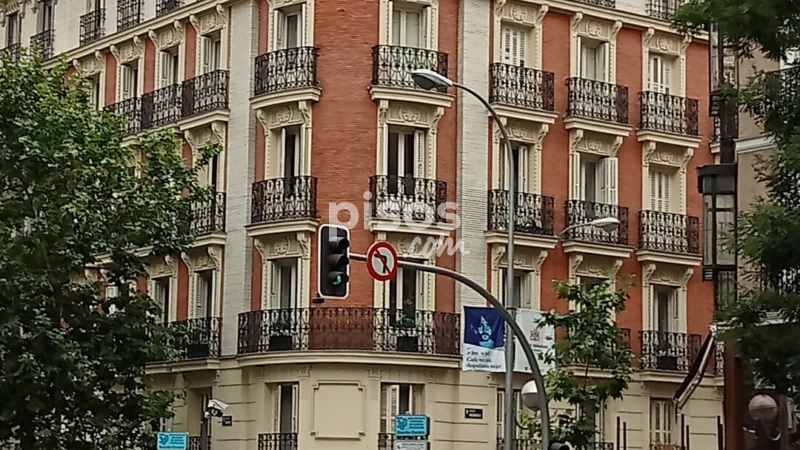 Estudio en alquiler en Calle de Argensola