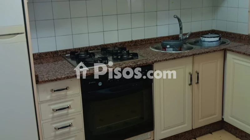 Piso en alquiler en Porta Nova