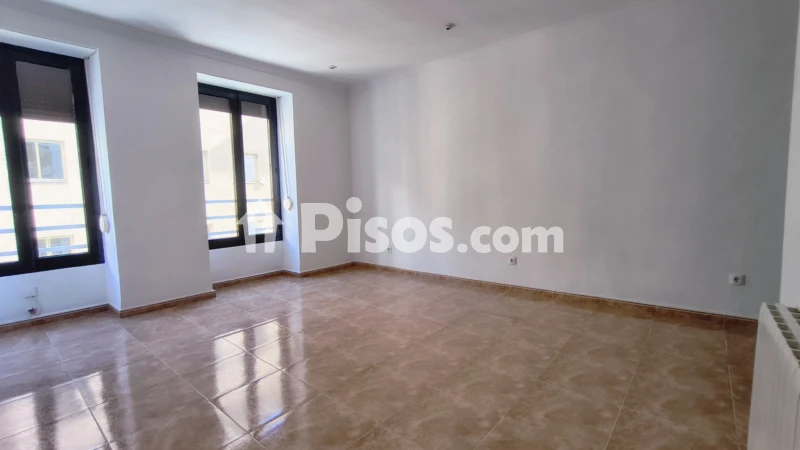 Apartament me 4 dhoma, 90 m²