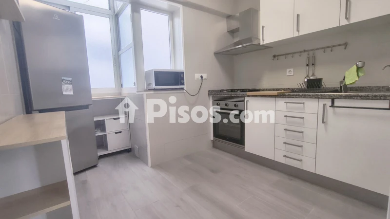 Apartament me 4 dhoma, 95 m²