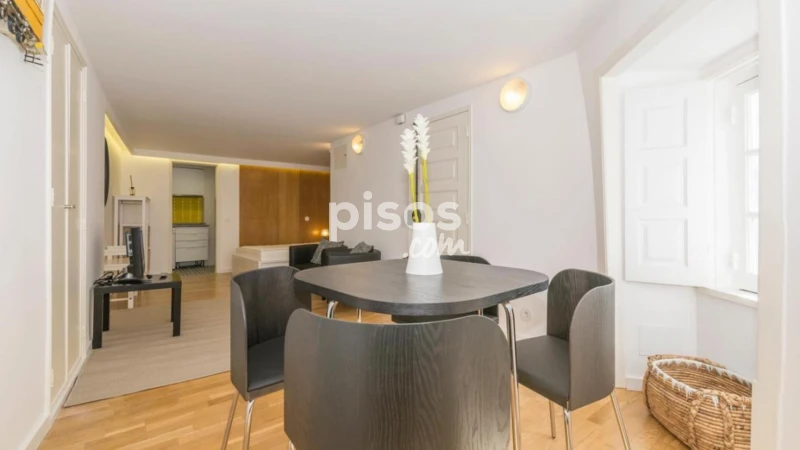 Apartamento en alquiler en Calle Toledo, cerca de Calle de los Tintoreros