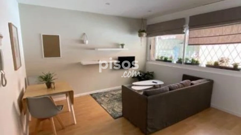 Apartamento en alquiler en Calle de Martín de los Heros, cerca de Plaza de España