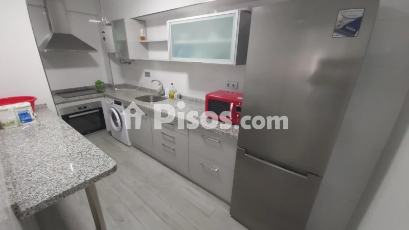Fotografía del inmueble reportado: 700 €/mes — Almería, Almería