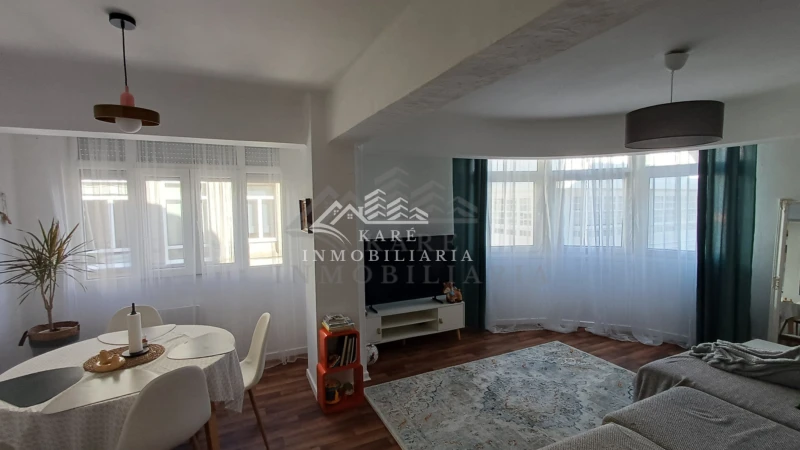 Piso en venta en Calle de Sánchez Barcaiztegui