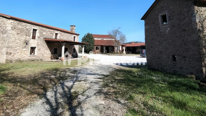 Casa – Avenida do Mestre Manuel Gómez Lorenzo, Roelle