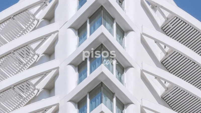 Apartamento en alquiler en Avenida de las Cortes Valencianas, 47