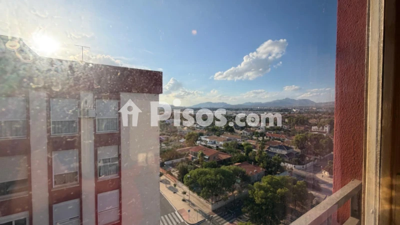 Ático en venta en Plaza del Mediterráneo