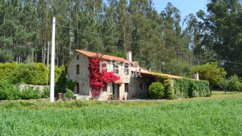 Casa en venta en Travesía Camino As Carballas-Grandal, Carballas (Grandal). Municipio de Vilarmaior de 195.000 €