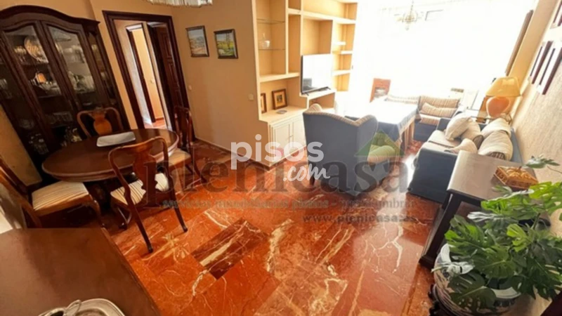 Piso en alquiler en Calle Vázquez López, Centro (Huelva Capital) de 850 €<span>/mes</span>