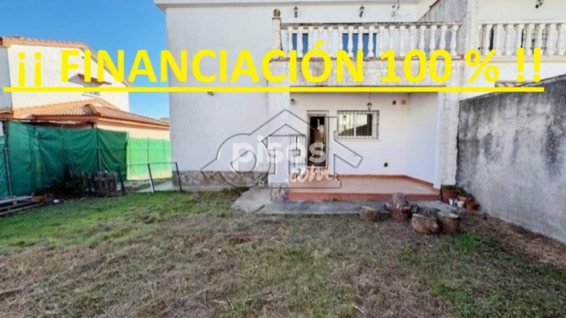 Chalet pareado en venta en Calle Enredo, Santa Olalla de 140.000 €