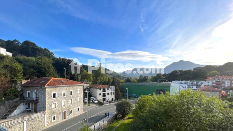 Chalet unifamiliar en venta en Carretera de Lusa a Mioño - Vista 3