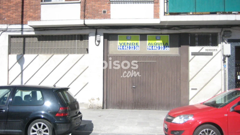 Local comercial en alquiler en Calle de Antonio Trueba, Erandio de 1.100 €<span>/mes</span>