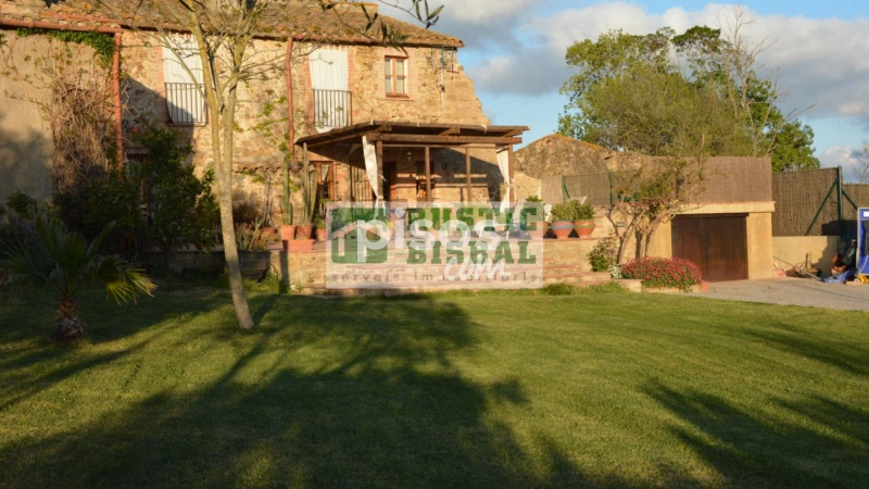Casa rústica en alquiler en Baix Empordà, Casavells (Corçà) de 12.000 €