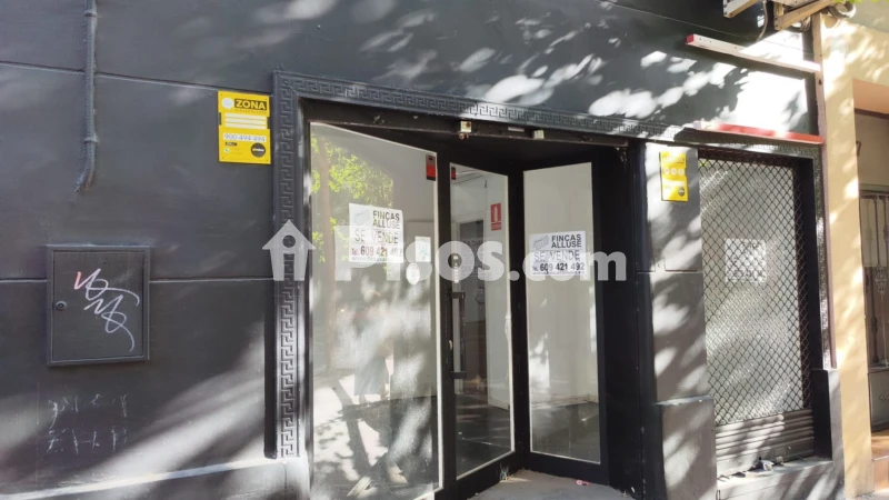 Local comercial en Avenida de Madrid, 187 — foto 3