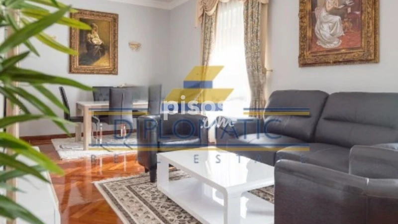 Piso en alquiler en Calle de Lope de Rueda, cerca de Calle de Menorca