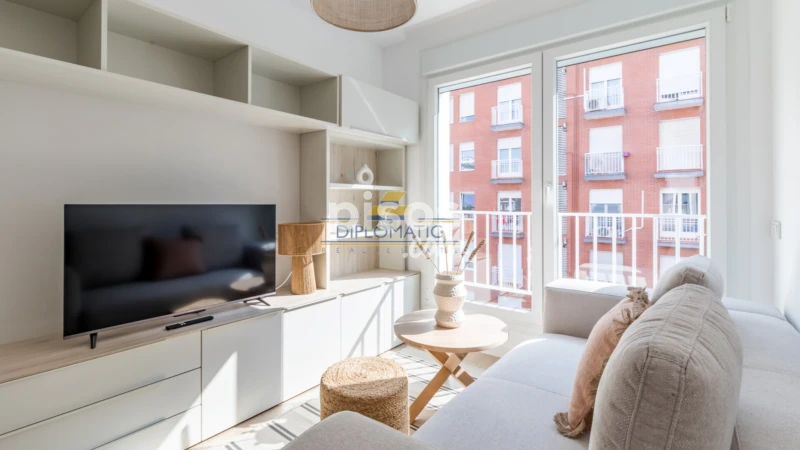 Estudio en alquiler en Calle de Teruel