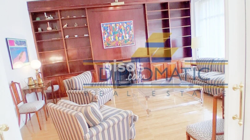 Piso en alquiler en Calle del Pintor Juan Gris