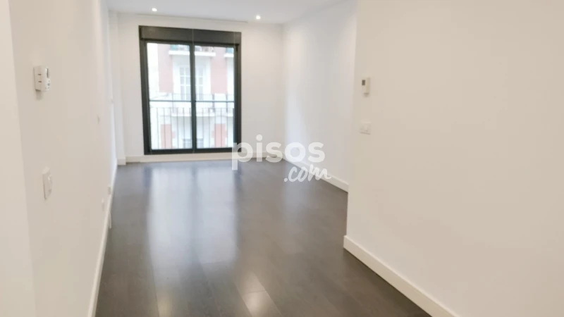 Piso en alquiler en Calle de Nicasio Gallego