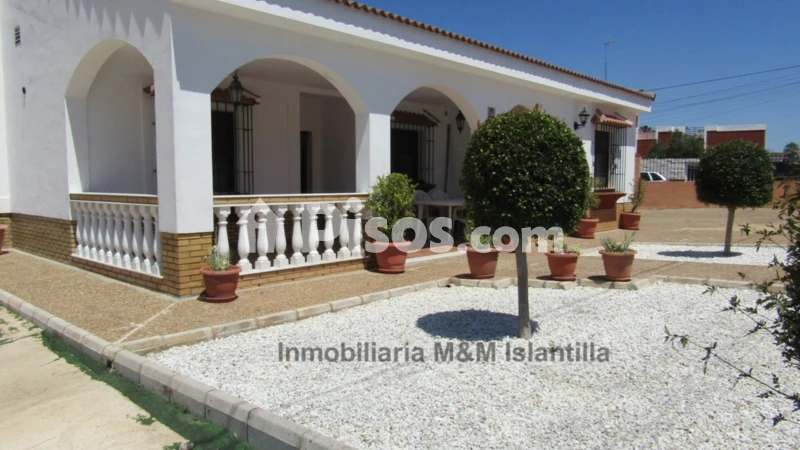 Chalet unifamiliar en venta en Calle Atún - Vista 3