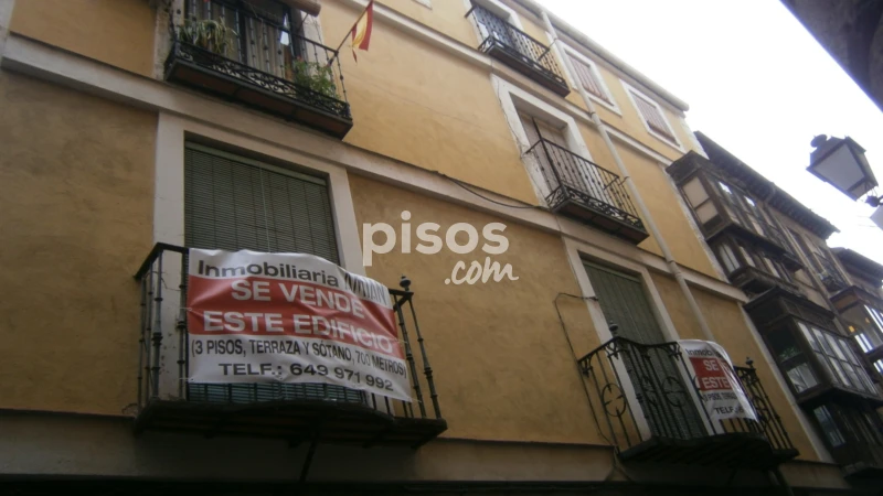 Casa unifamiliar en venta en Casco Junto A Zocodover, Casco Antiguo (Distrito Centro. Toledo Capital) de 550.000 €