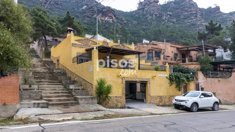Casa en venta en Carrer Segorbe, Gátova de 145.000 €