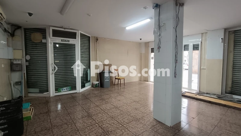 Local comercial en venta en Passeig dels Ferrocarrils Catalans, cerca de Carrer de Joan Fivaller - Vista 3