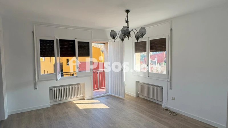 Fotografía del inmueble reportado: 1.150 €/mes — Girona, Girona