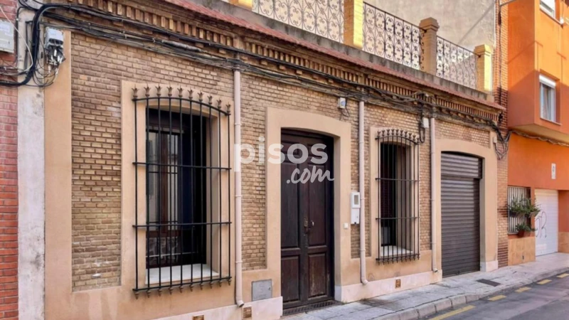 Casa adosada en venta en Calle de Balmes, La Unión de 115.000 €