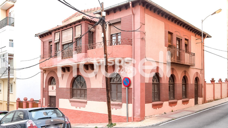 Casa en venta en Calle del Beato Julián de San Agustín, El Calaverón-Los Pajaritos (Soria Capital) de 800.000 €