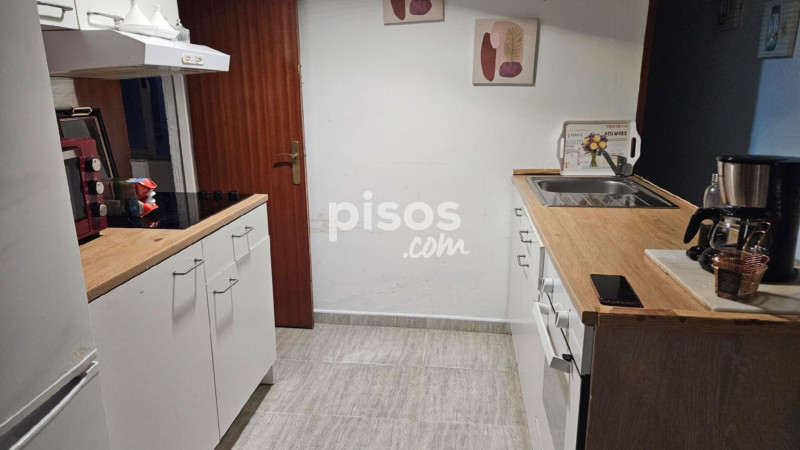 Piso en venta en Carrer Vint-i-dos, cerca de Carrer Deu en Bonavista ...